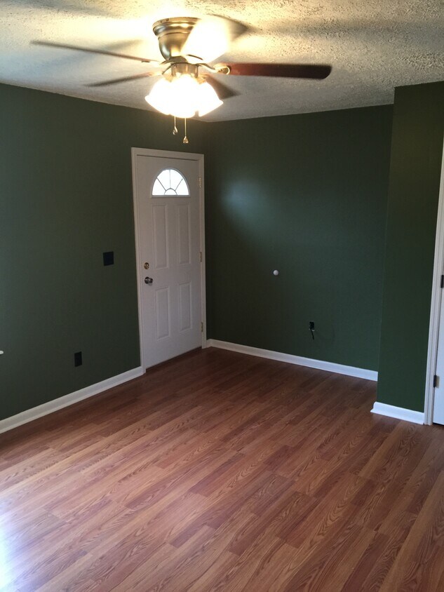 242 Sissom Ln, Manchester, TN 37355 Townhome Rentals in Manchester TN