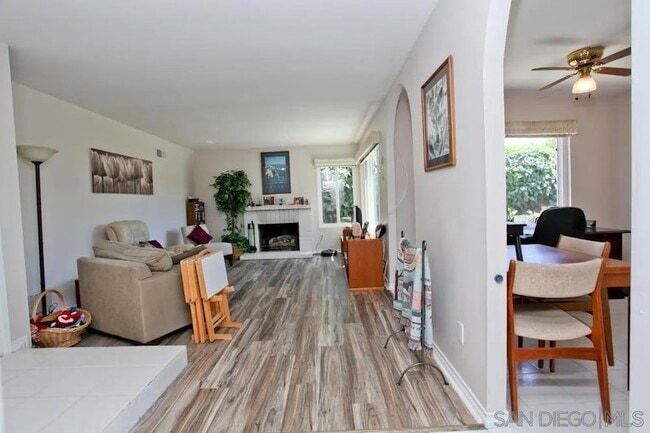 Foto del edificio - 14051 Hermosillo Way