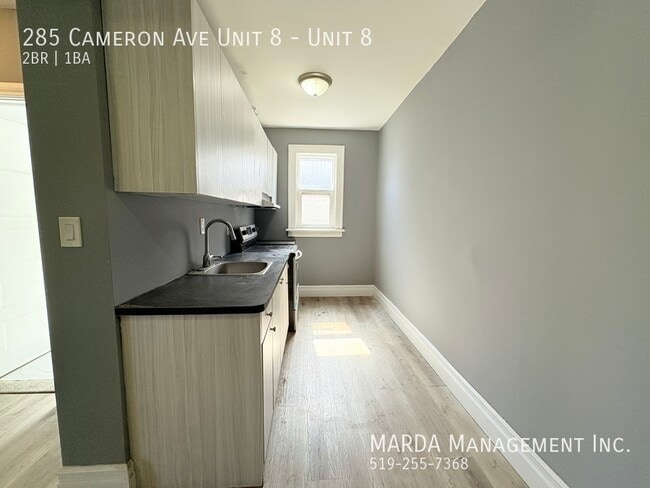 Building Photo - MODERN 2-BEDROOM/1BATH APARTMENT IN PRIME LOCATION + HYDRO
