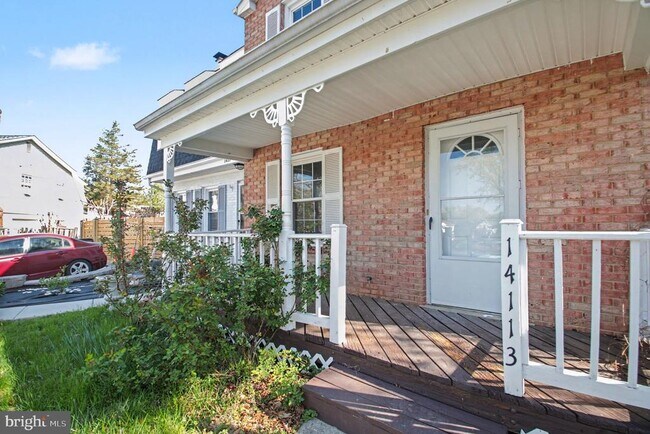 Foto del edificio - 14113 Morrison Ct