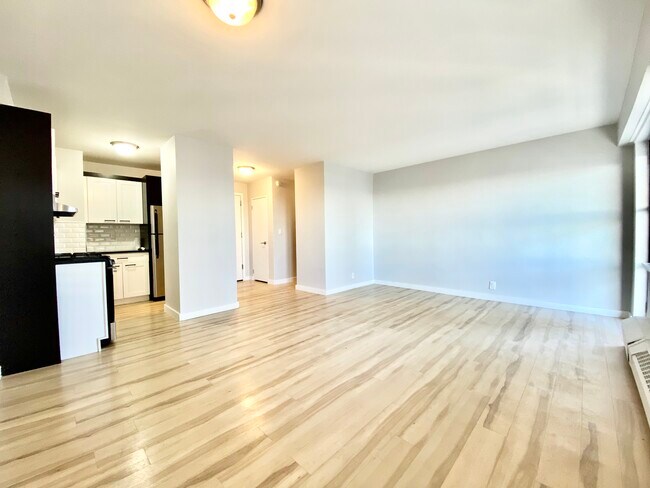 Foto del edificio - 111 Wadsworth Ave