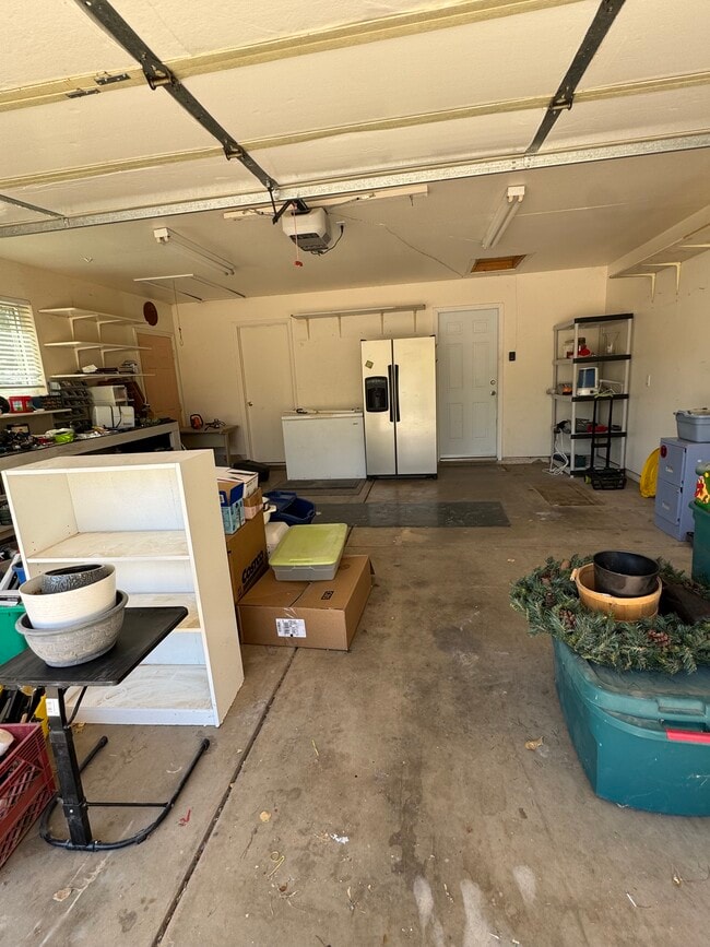 Building Photo - 1540 W 5650 N