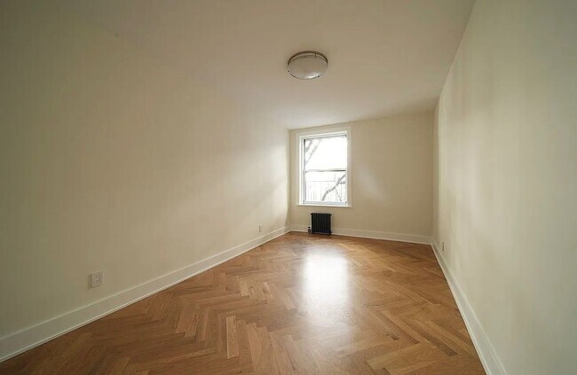 Foto del edificio - 30 Clinton St