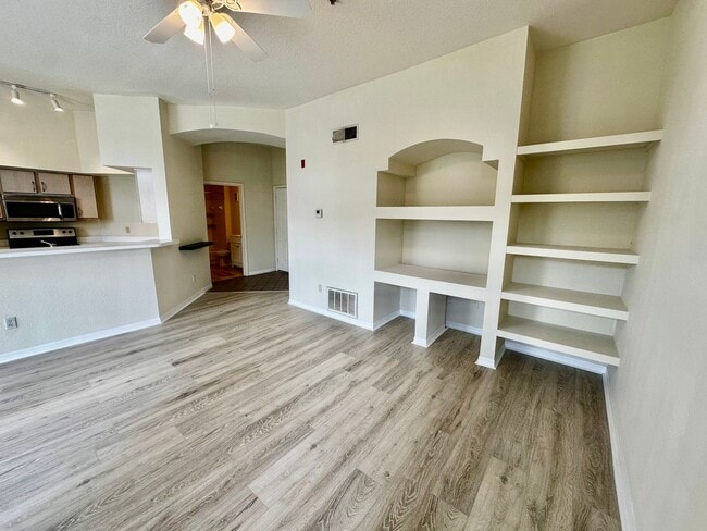 Foto del edificio - 7360 Westpointe Blvd
