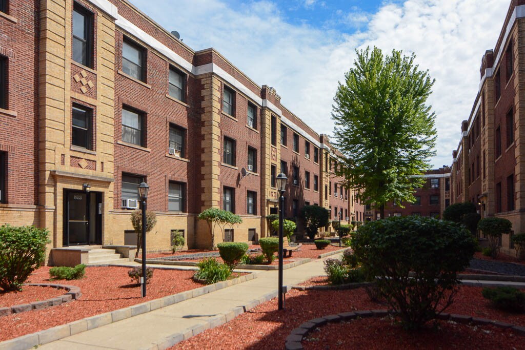 827 W Waveland Ave Unit N4, Chicago, IL 60613 Condo for Rent in
