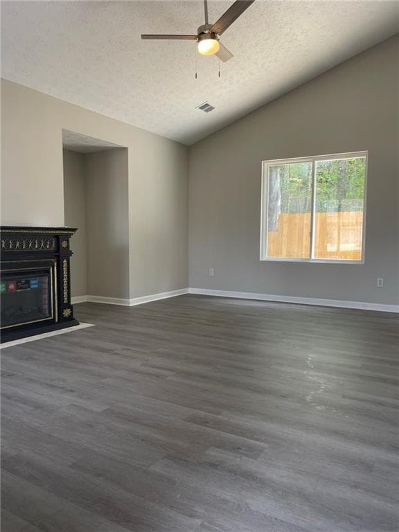 Building Photo - 128 Garden Walk