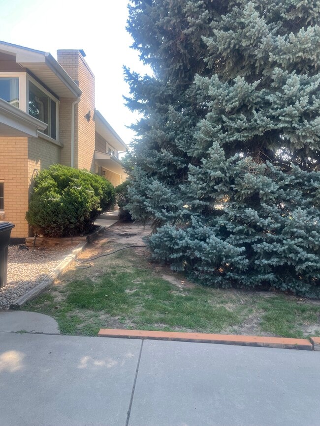 Building Photo - 9407 W 64th Way
