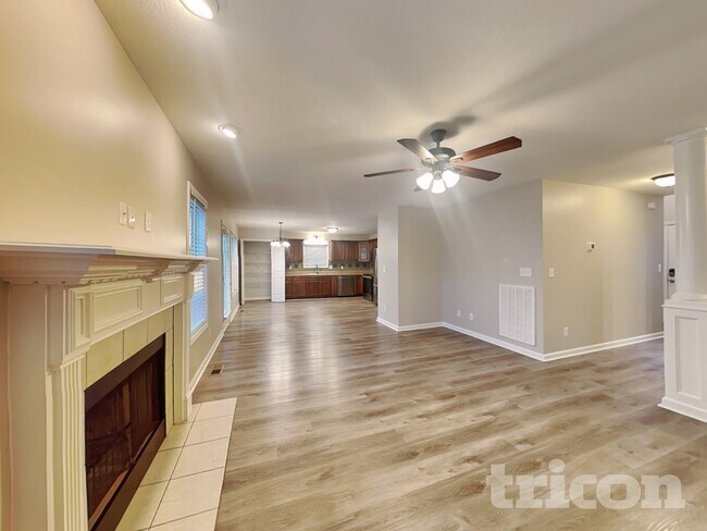 Foto del edificio - 3450 Southwood Dr