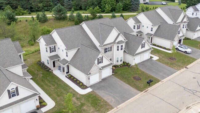 Foto del edificio - 1810 Horseshoe Ln