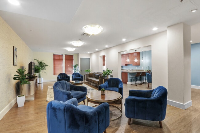 Foto del edificio - 488 E Ocean Blvd