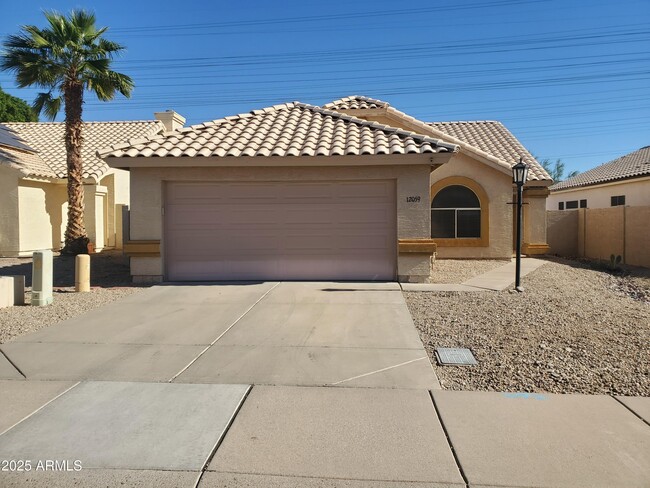 Foto del edificio - 12059 N 110th St