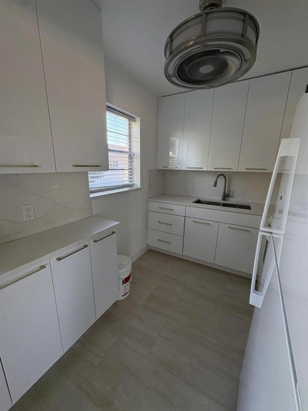 Foto del edificio - 244 Sheffield J