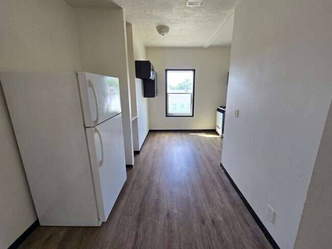 Foto del edificio - 1601 W 4th St