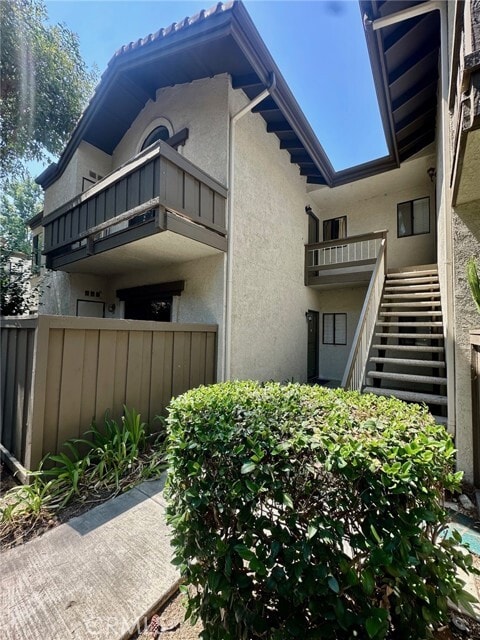 Building Photo - 22719 Lakeway Dr