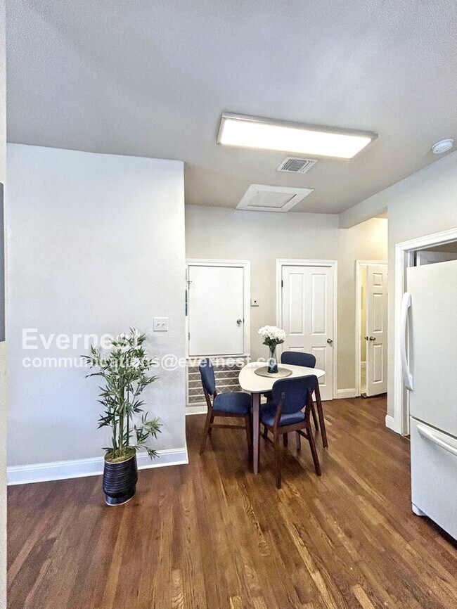 Foto del edificio - 410 E Carson St