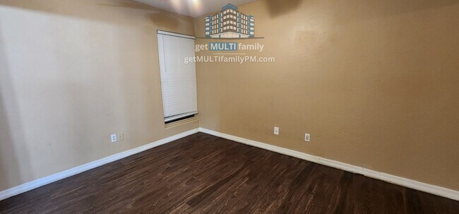 Foto del edificio - 3619 E Monterosa St