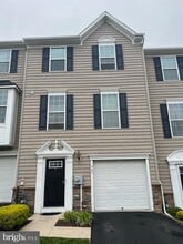 Building Photo - 905 Susan Cir