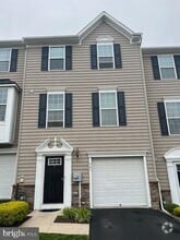 Building Photo - 905 Susan Cir