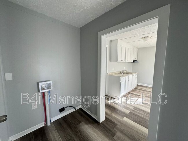 Foto del edificio - 901 L S Glencamp Street - 1