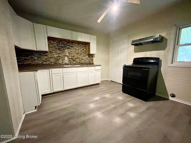 Foto del edificio - 1533 Beech St