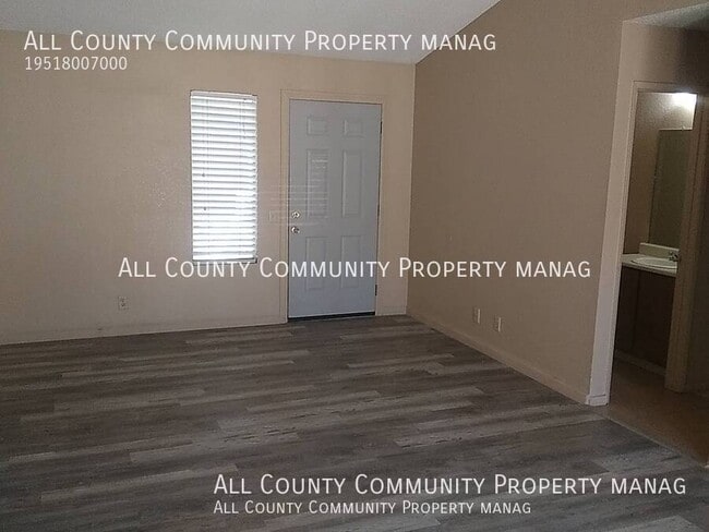 Building Photo - 73856 Sunnyvale Dr