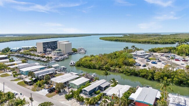 Foto del edificio - 648 E Palm Ave