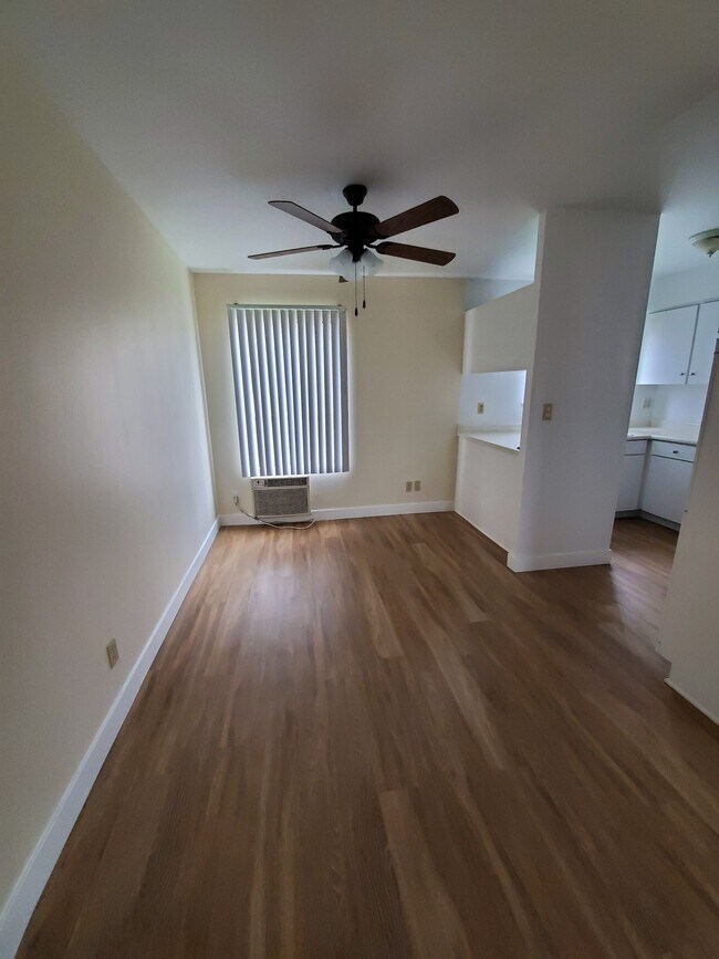 13000 Dronfield Ave Unit 106, Los Angeles, CA 91342 Apartments in Los