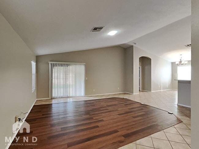 Building Photo - 813 S 125th Ave