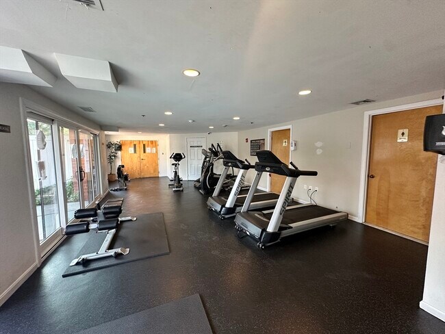 Foto del edificio - 30 Revere Beach Pkwy