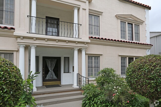 Foto del edificio - 140 S Roxbury Dr