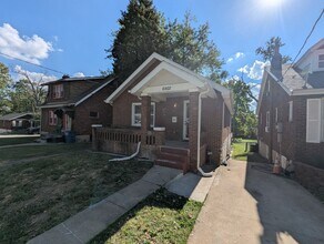 Building Photo - 6902 Greenway Ave