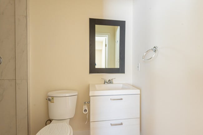 1st En Suite Bathroom - 1st floor - 16753-16755 1/2 Sherman Way