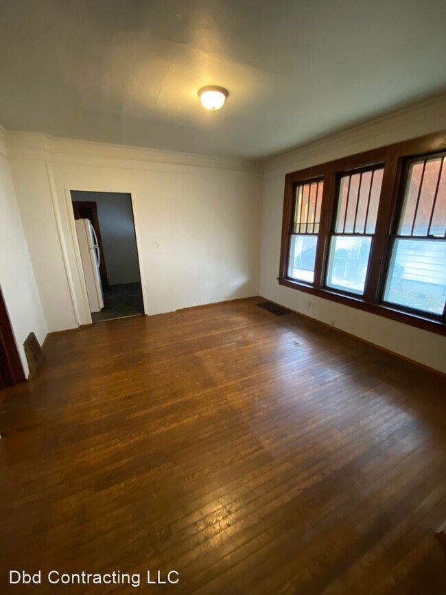 Building Photo - 2 br, 1 bath House - 4205 Hoagland Ave