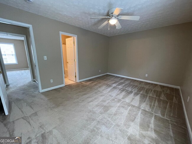 Foto del edificio - 2962 Stonecrest Ln