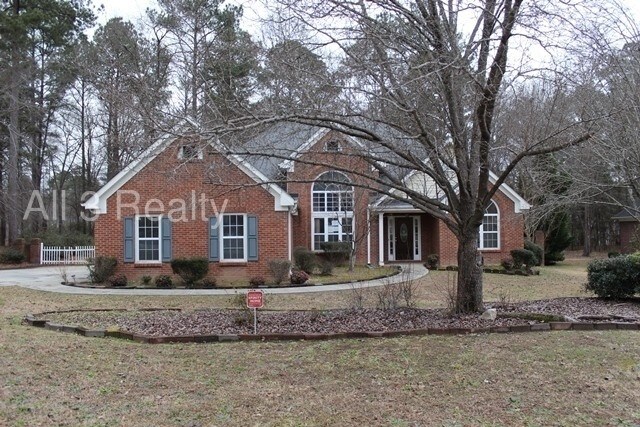 Primary Photo - Stunning 3 Bedroom/2.5 Bath with BONUS room!