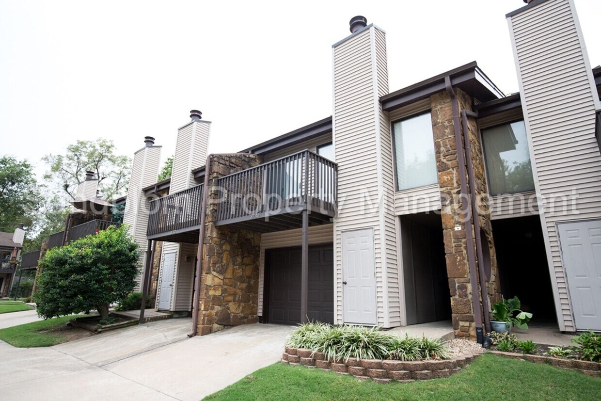 Foto principal - FOR LEASE | Brookside Tulsa | $1500 Rent |...