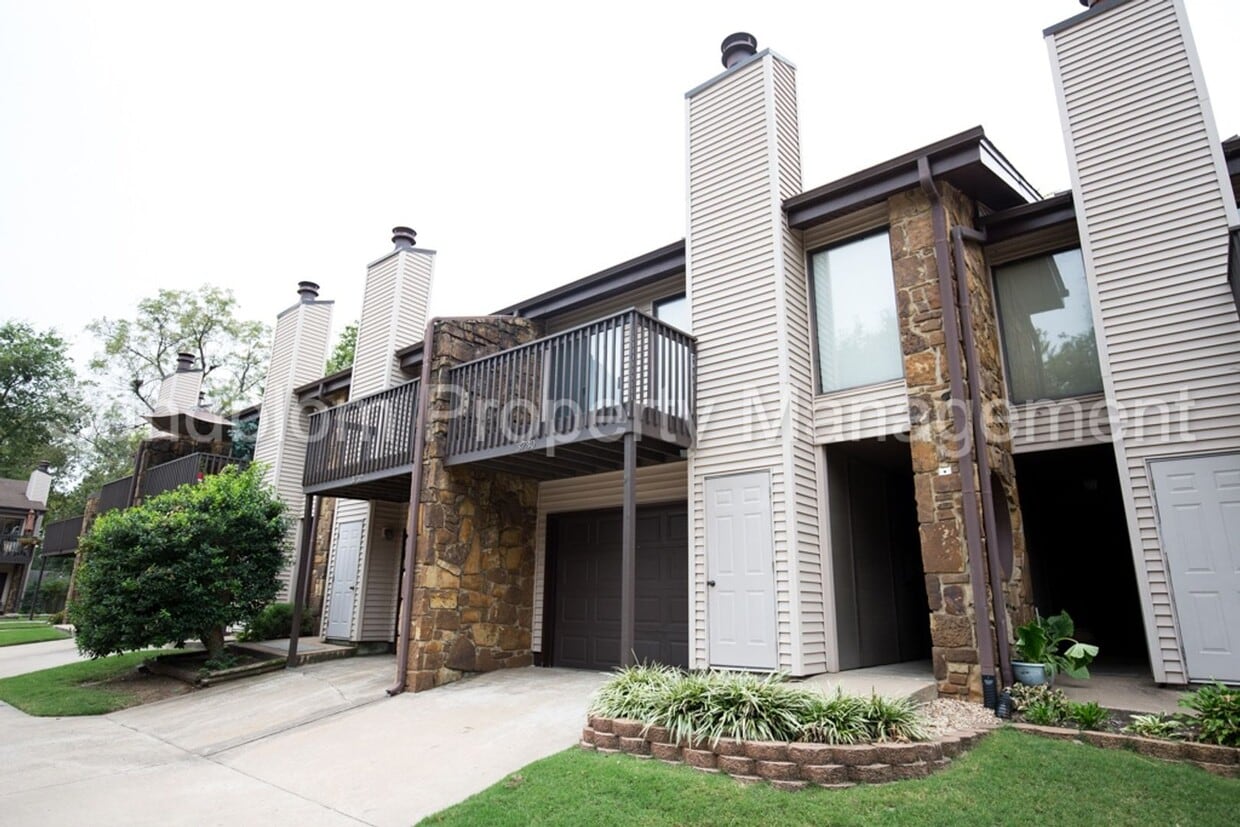 Primary Photo - FOR LEASE | Brookside Tulsa | $1500 Rent |...