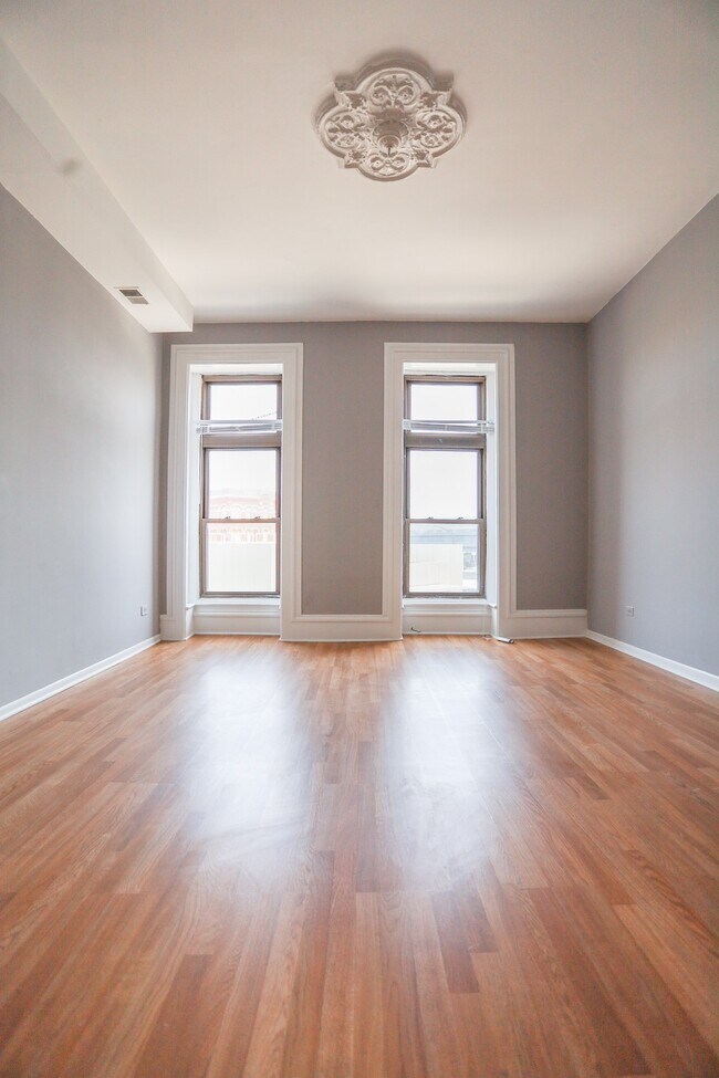 Foto del edificio - 1578 N Clybourn Ave