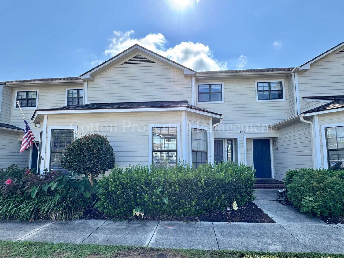 Foto principal - 1731 S 41st St