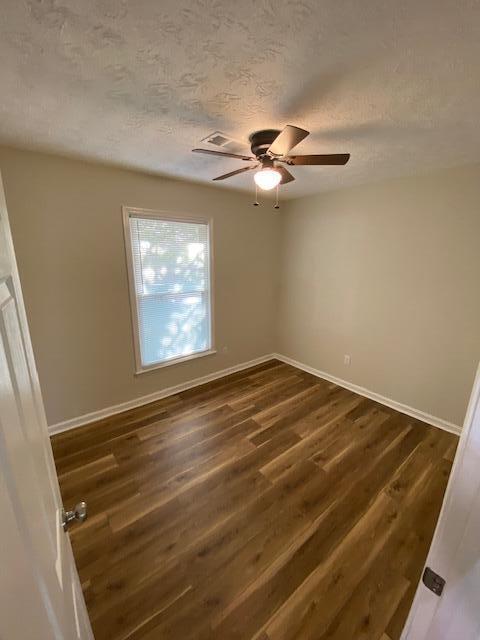 Building Photo - 3304 Alva Ct