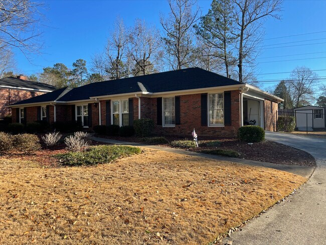 Building Photo - 6906 Treetop Ln