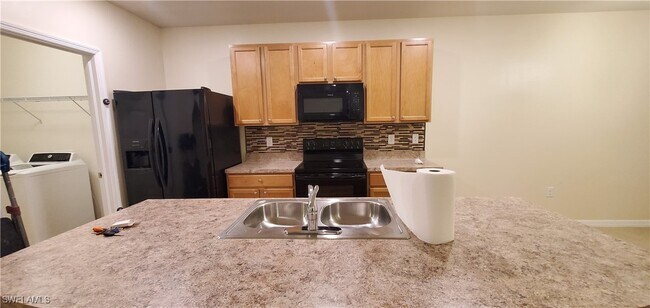 Building Photo - 10709 Crossback Ln