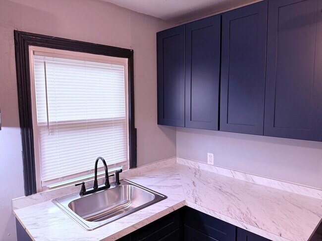 Foto del edificio - Home for rent in East Lake **ACCEPTS SECTI...