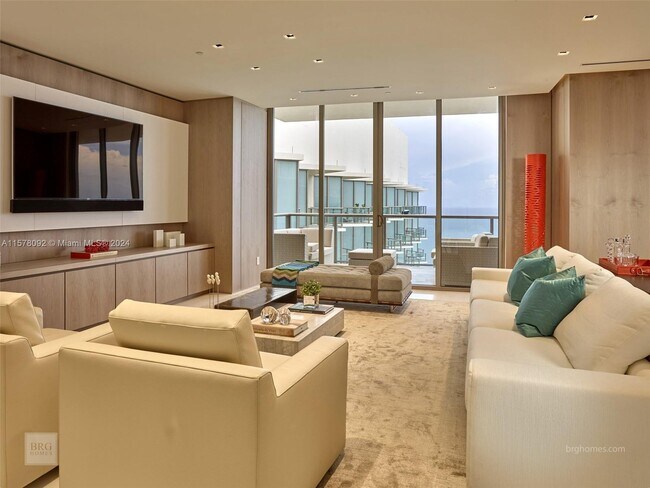Foto del edificio - 9701 Collins Ave