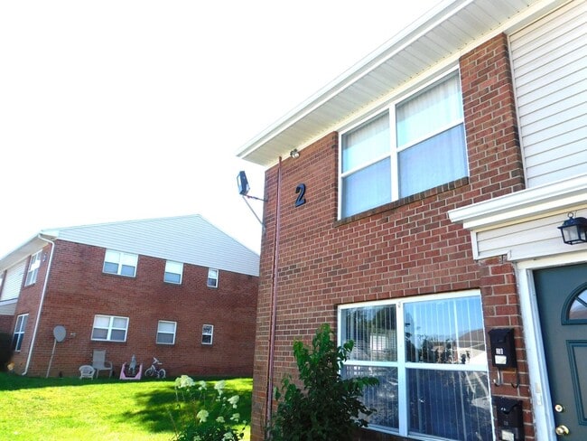 Interior Photo - Lafayette Hills Apartments