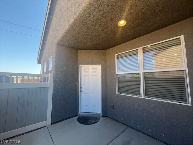 Foto del edificio - 1080 Aspen Cliff Dr