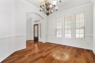 Building Photo - 8102 Little Scarlet St