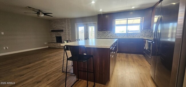 Foto del edificio - 1131 E Redfield Rd