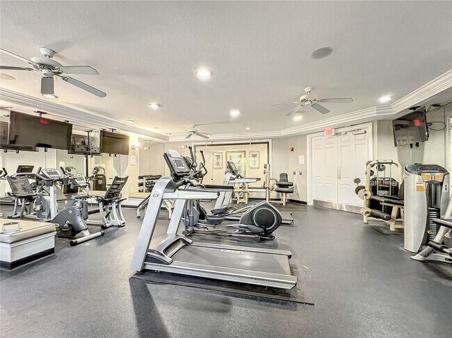 Foto del edificio - Beautiful 2 bedroom/2 bath condo with a ba...