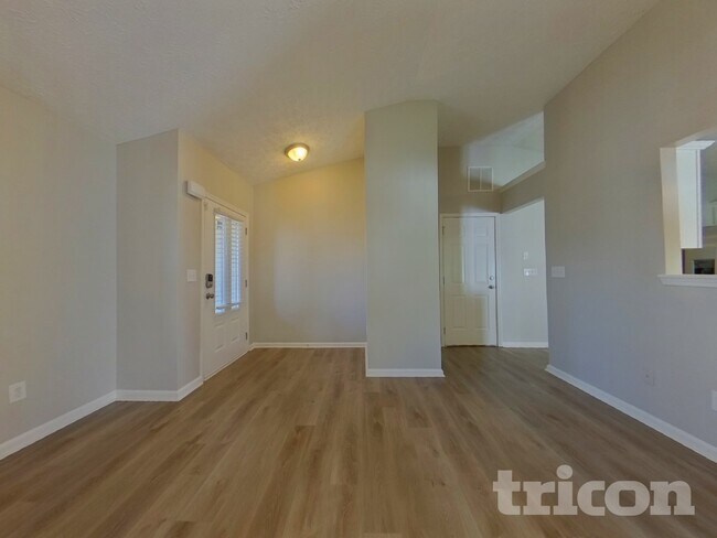 Foto del edificio - 210 Brookstone Trail